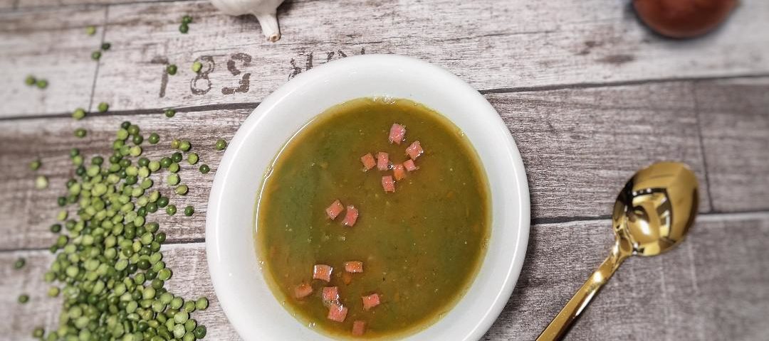 ricetta zuppa di piselli e prosciutto