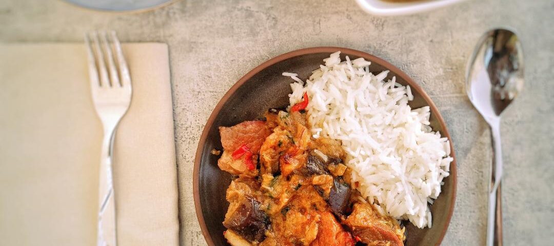 ricetta curry di maiale e melanzane